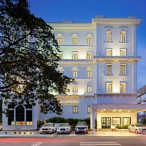 Hotel The Avenue Center, Kochi